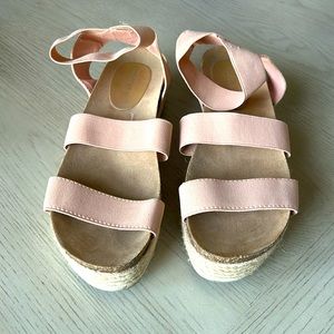 Madden Girl Platform Sandels Size 9.5